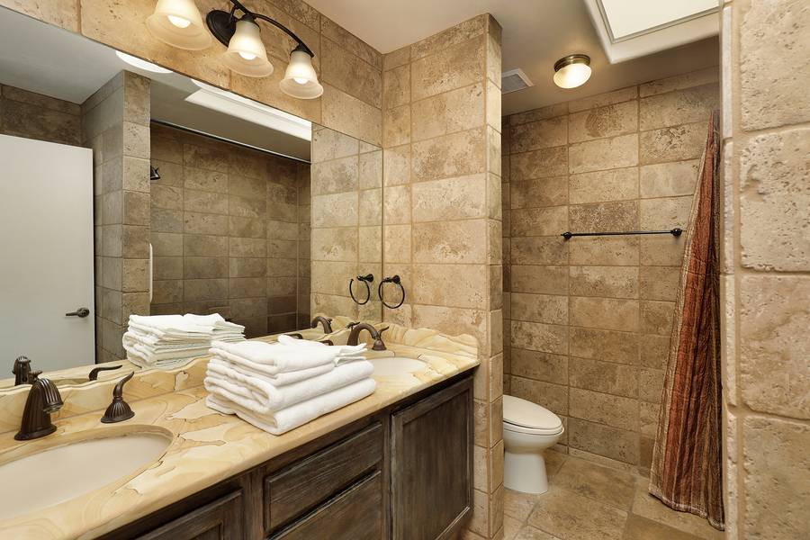 BATHROOM REMODELING MISTAKES TO AVOID